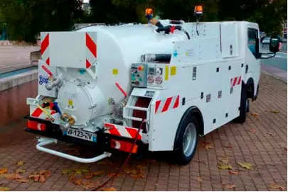 Camion hydrocureur assainissement dans les Yvelines
